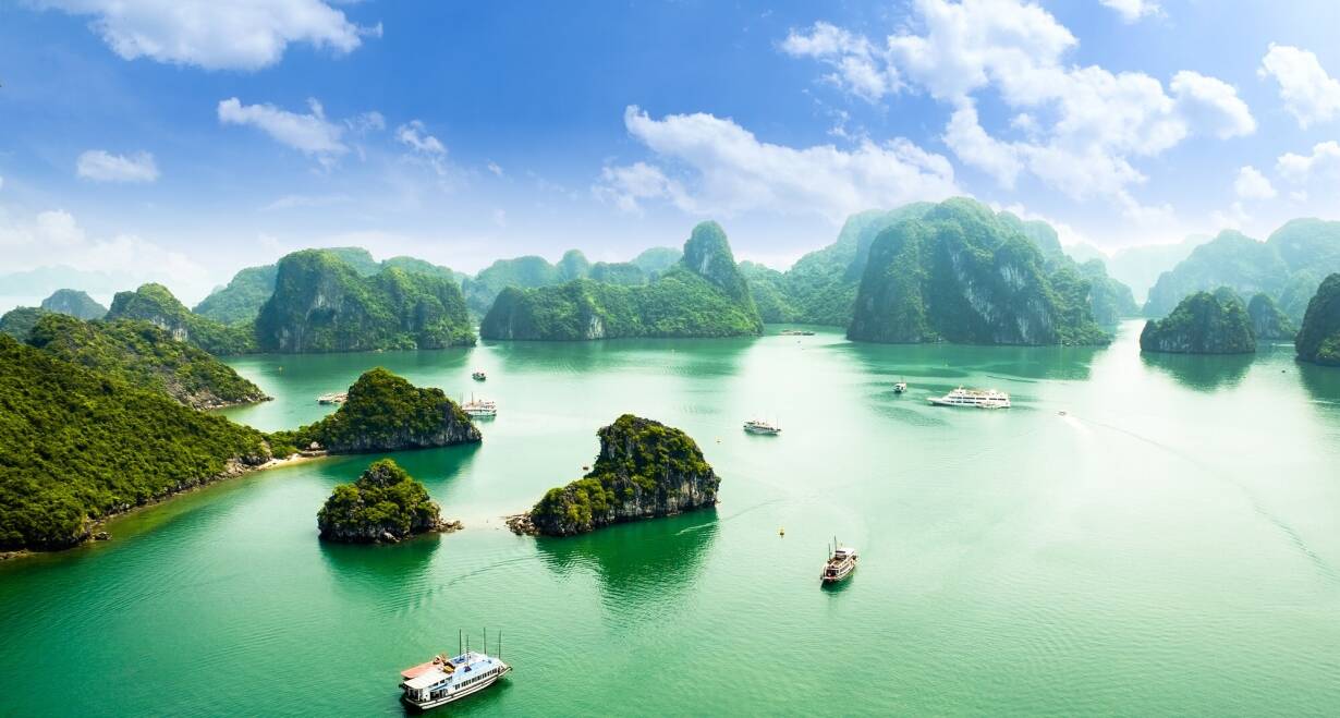 Vietnam, Sapa, Halong Bay en Saigon  - VietnamHanoi - Ha Long - Bai Tu Long Bay