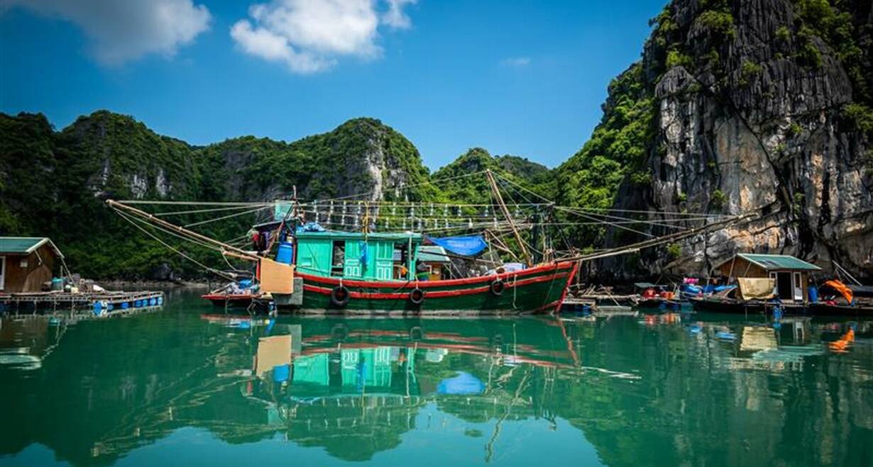 Vietnam, Sapa, Halong Bay en Saigon  - VietnamBai Tu Long Bay - Hanoi - Da Nang