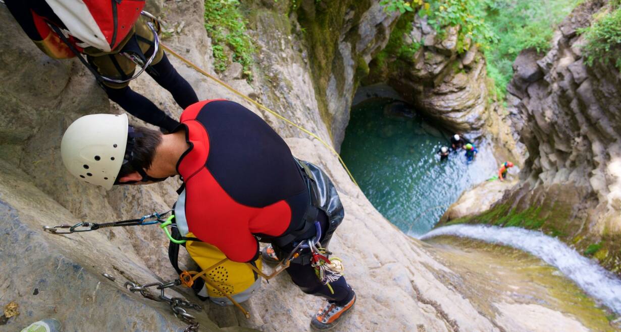 Bosnië en Herzegovina: weelderig oerbos in Sutjeska en bezienswaardig Sarajevo - Bosnië en HerzegovinaVia Ferrata (optioneel)