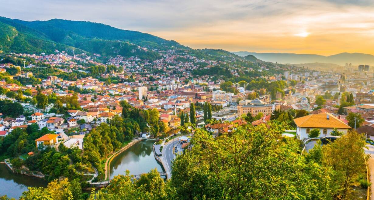 Bosnië en Herzegovina: weelderig oerbos in Sutjeska en bezienswaardig Sarajevo - Bosnië en HerzegovinaZondag in Sarajevo