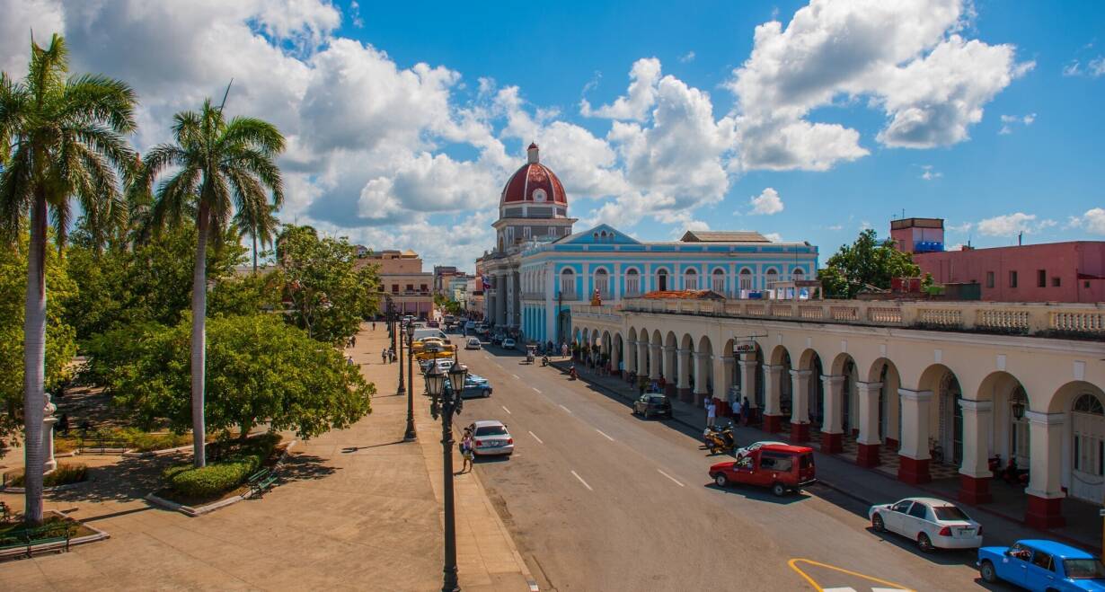 Cuba: het land van felgekleurde oldtimers, tabaksvelden en hagelwitte stranden - CubaLas Terrazas - Cienfuegos (345 km)